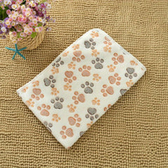 Coral Fleece Pet Blanket with Paw Pattern for Dogs and Cats