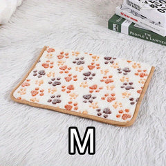 Cute Dog Paw Print Flannel Pet Blanket - Machine Washable Cat Pad