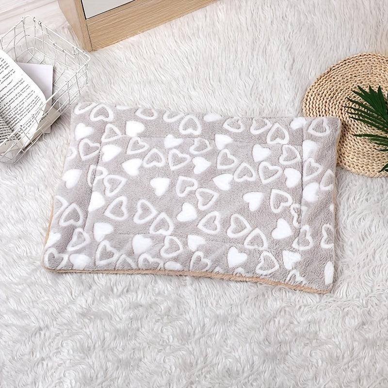 Gray Love Pattern Double Layer Pet Mat