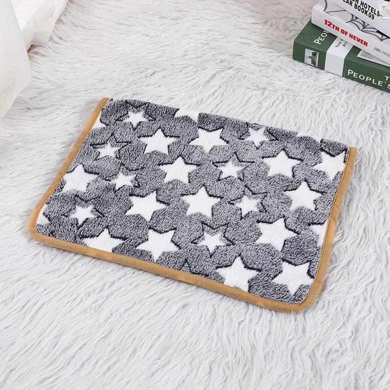 Cartoon & Star Pattern Dog Mat Summer Breathable Pet Blanket