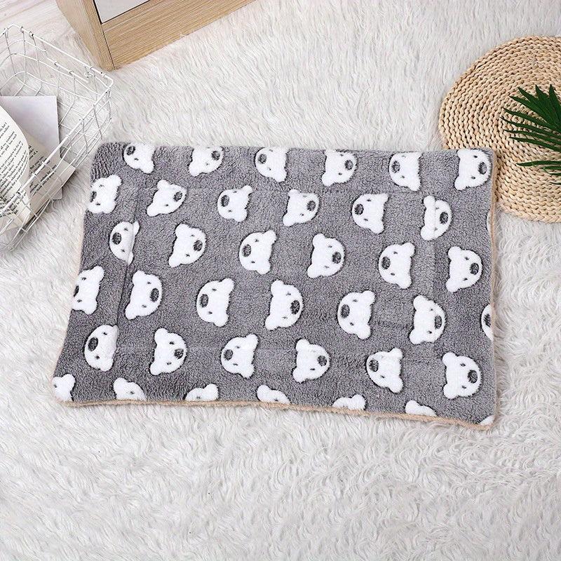 Grey Bear Pattern Double Layer Pet Cushion All Seasons Cat Mat