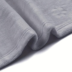 Soft Paw Print Dog Blanket: Calming Mat for Sleep, Thermal Flannel Throw