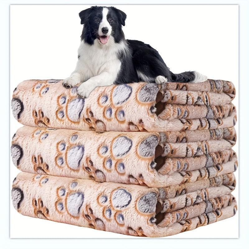 3pcs Soft and Warm Coral Fleece Pet Blankets with Paw Pattern