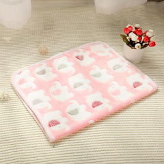 Soft Pet Mat Winter Warm Dog Blanket Paw Print Blanket
