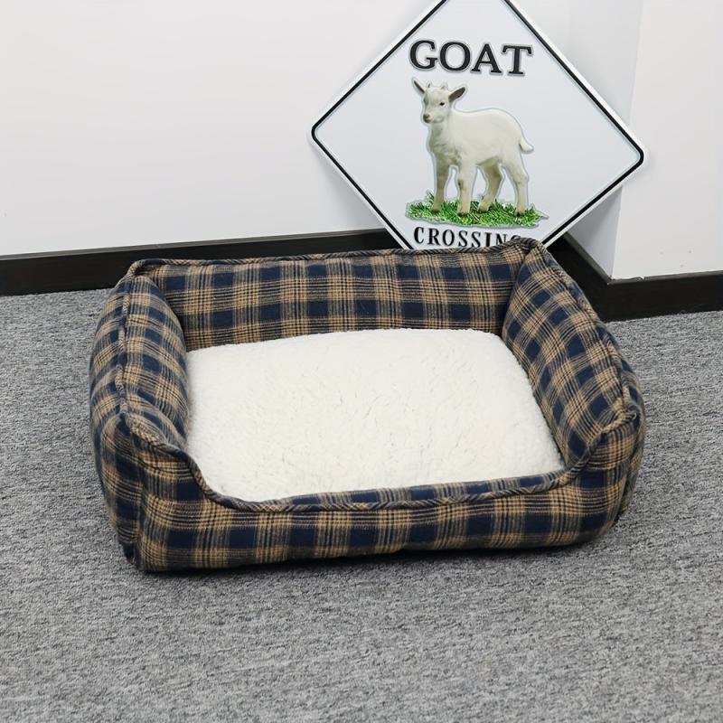 Classic Plaid Style Pet Bed Cat Bed With Non slip Bottom