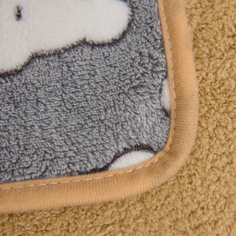 Soft Cartoon Bear Pet Blanket for Cats and Dogs
