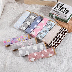 Breathable Pet Blanket Cartoon Grey Love Print Pattern