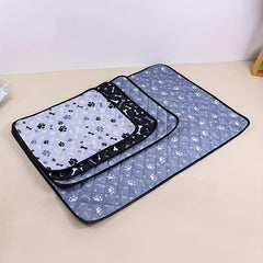 Cartoon Print Cat Bed Mat - Breathable & Wear-Resistant