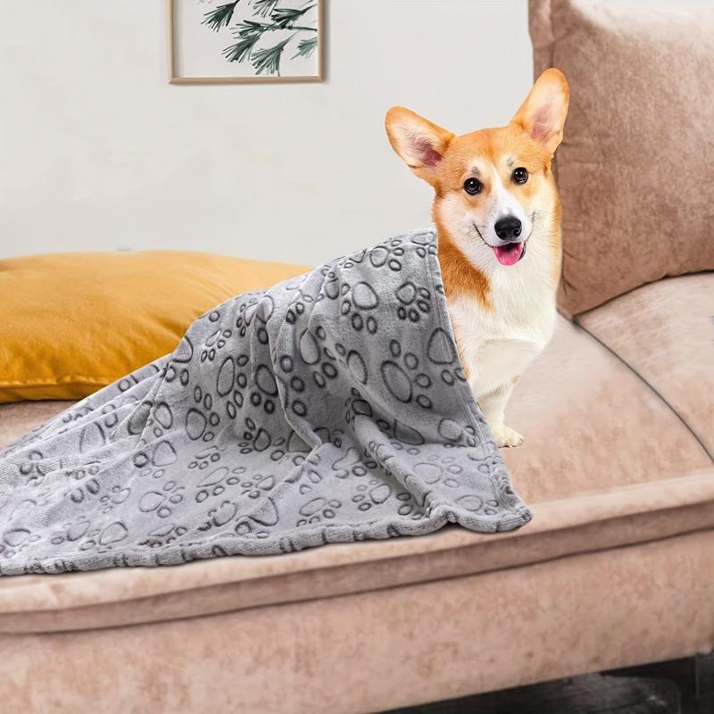 Soft Fleece Dog Blanket Fluffy Pet Blanket Warm Sleep Mat
