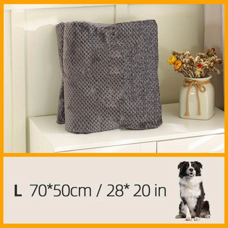 Soft Pet Blanket for Cats & Dogs All Seasons Warm Bed Blanket