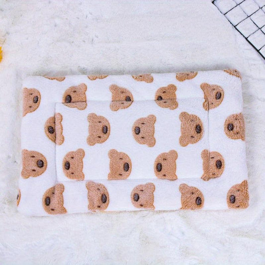 Cartoon Bear Pattern Pet Pad Comfortable And Thickened Cat Bed
