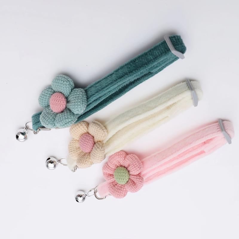 Cute Knitted Bell Collar for Cats & Small Dogs