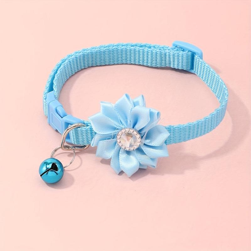 Stylish Flower Pet Collar with Bell for Dogs and Cats