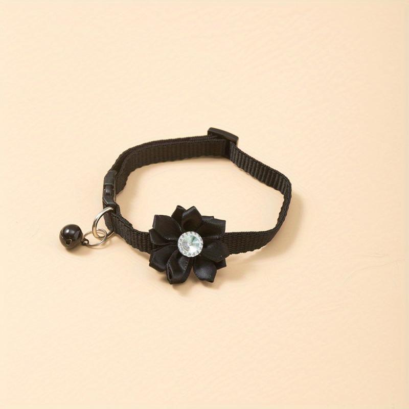 Stylish Flower Pet Collar with Bell for Dogs and Cats