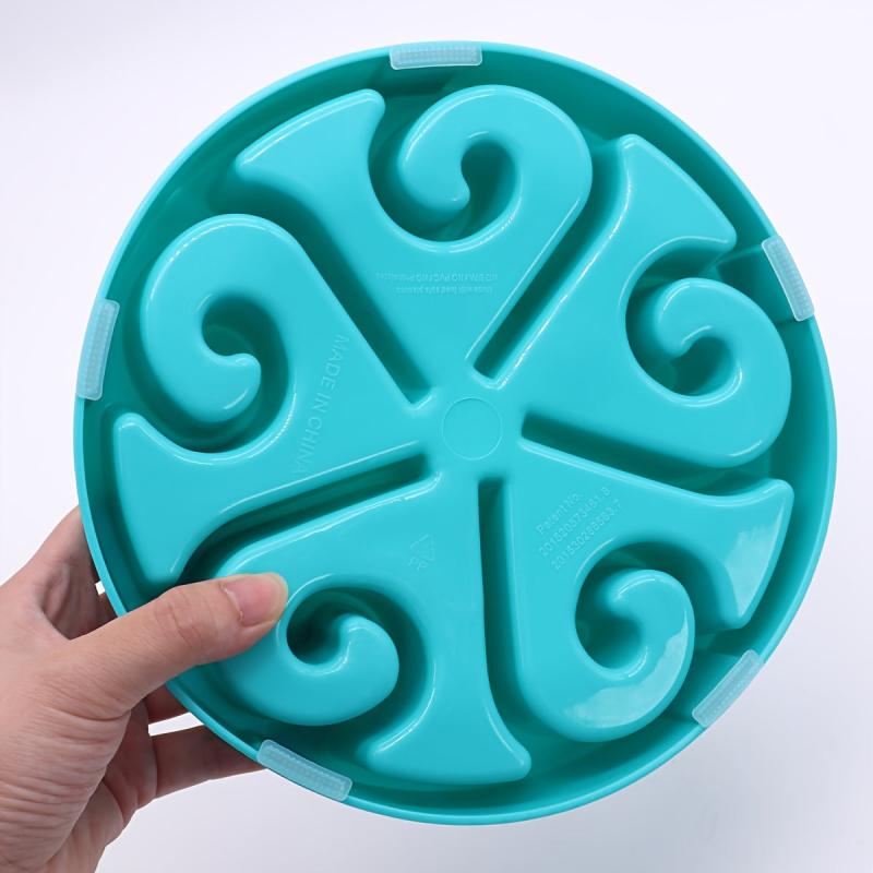 Plastic Slow Feeder Dog Bowl Anti-choking Dog Food Puzzle Bowl