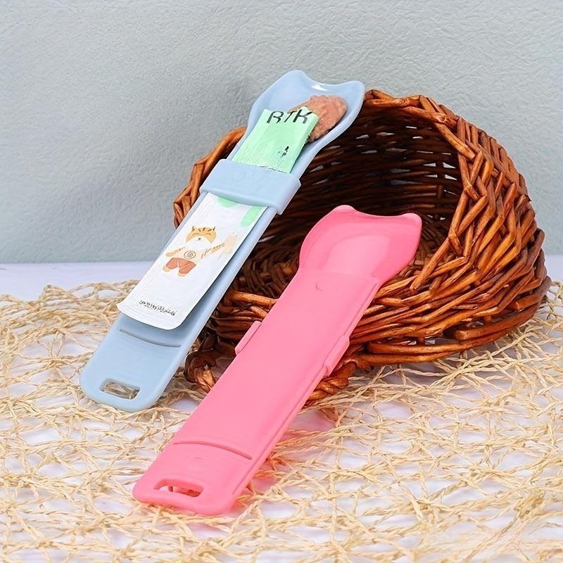 Cat Strip Squeeze Spoon Feeder For Lickable Wet Treats