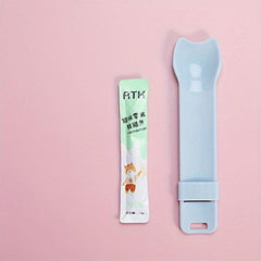 Cat Feeding Spoon Cat Strip Squeeze Spoon Pet Supplies