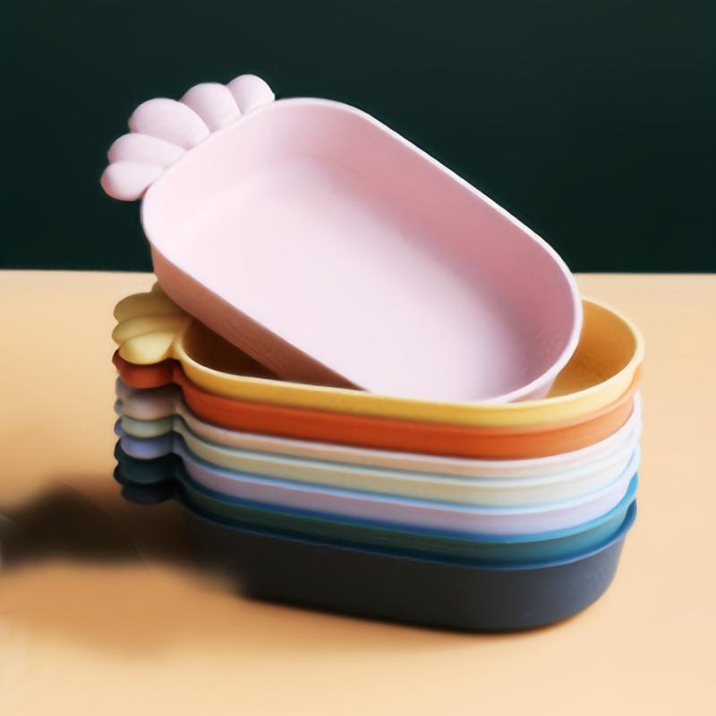 Colorful Carrot Shaped Pet Bowl for Mealtime Fun