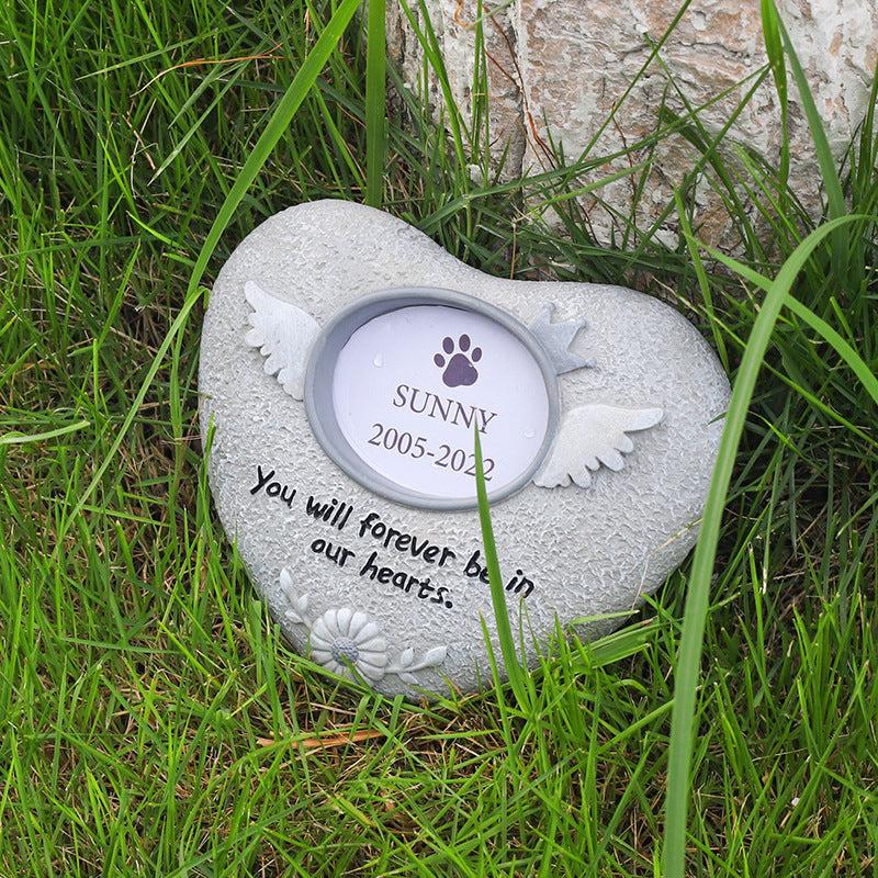 Resin Pet Headstone Dog Memorial Stone With Photo Frame