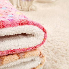 Soft Comfortable Pet Nest Pad for Small Animals Up to 907g