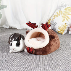 Cozy Brown Deer Shaped Nest Bed for Small Pets