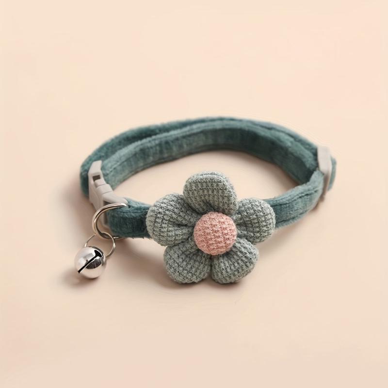 Dog Necklace with Flower Decor and Bell - Stylish Pet Collar
