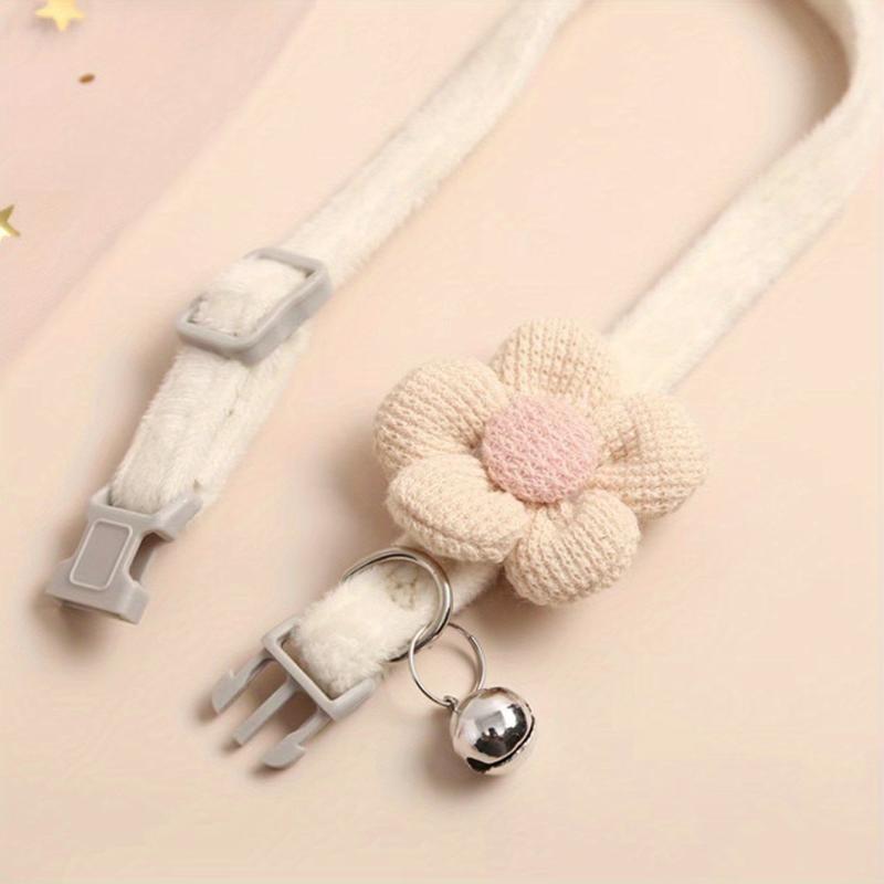 Dog Necklace with Flower Decor and Bell - Stylish Pet Collar