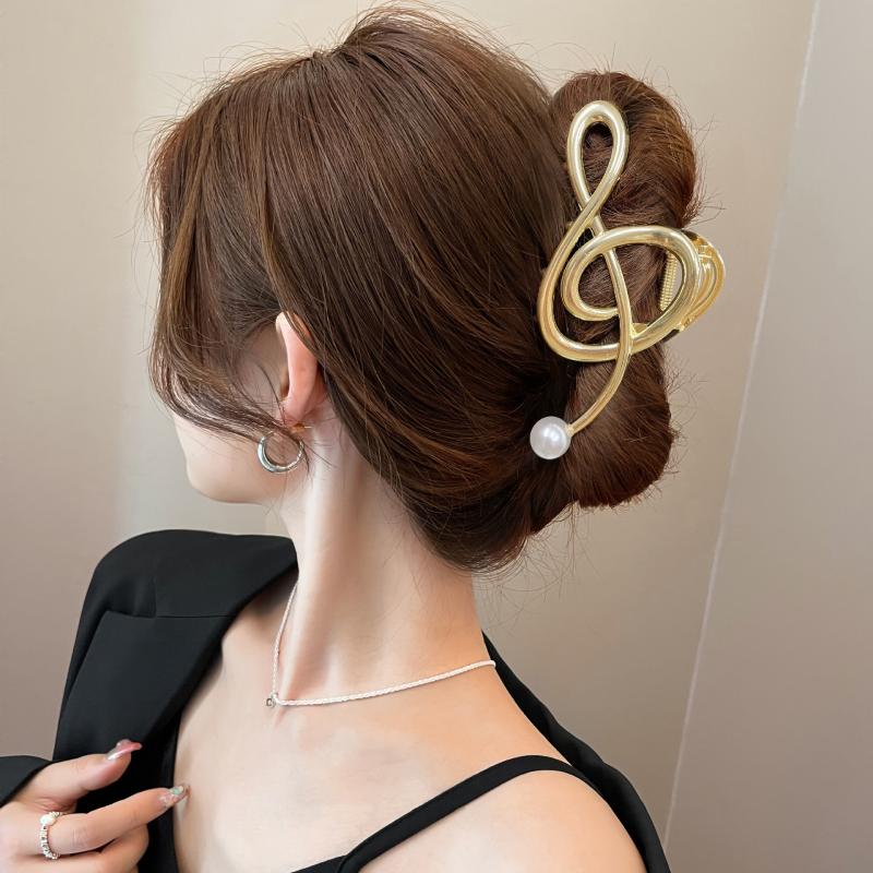 Pearl Shark Clip Headdress Hair Clip