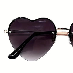 Heart Lens Metal Leg Sunglasses for Beach Holiday