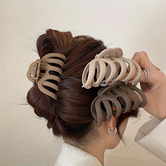 Matte Octopus Hair Claws Hair Accessories For Women Hairpin Headwear