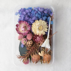 Aromatherapy Candle Making Kit with Dried Flowers & Resin Mold