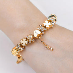 Snowflower Bead Bracelet with Key Pendant - Ideal Gift