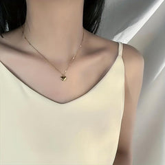 Peach Heart Pendant Necklace Clavicle Chain Couple Gift