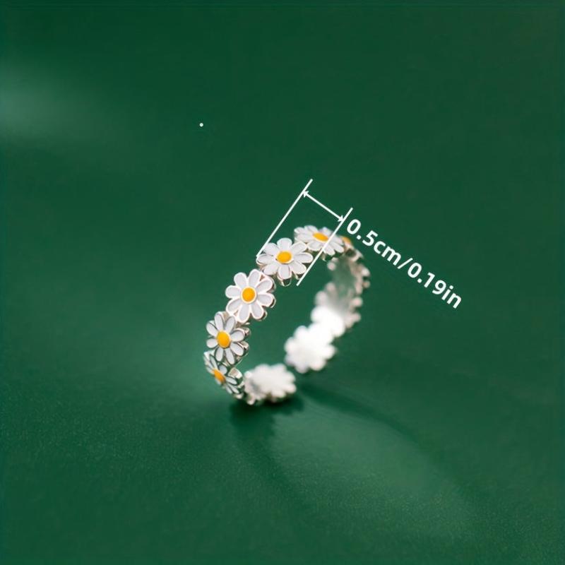 Delicate Daisy Flower Ring Epoxy Jewelry