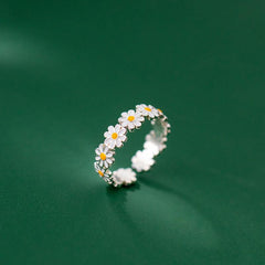 Delicate Daisy Flower Ring Epoxy Jewelry