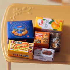 Mini Kitchen Playhouse Toy for Children Simulative Kitchen Refrigerator Food