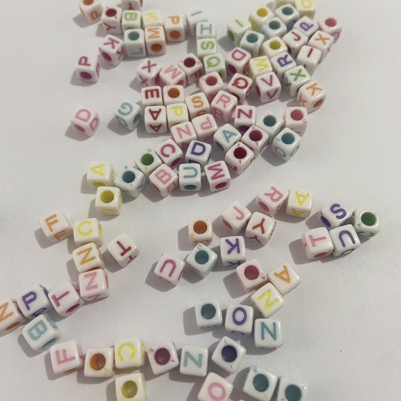 100pcs Mixed Letter Acrylic Beads DIY Alphabet Spacer Beads Bracelet Necklace
