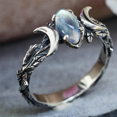 Crescent Moon Ring Bohemian Vintage Moon Tooth Finger Ring Female