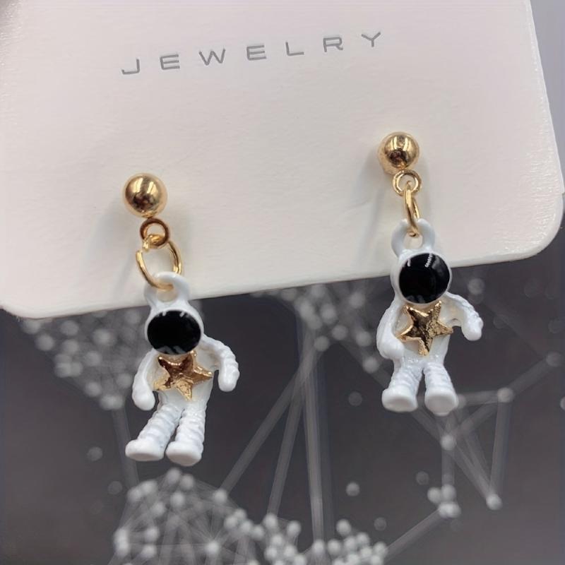 Space Astronaut Star Stud Earrings Funny Female Earrings