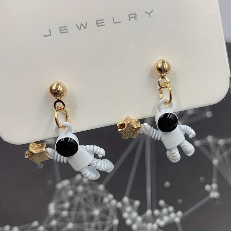 Space Astronaut Star Stud Earrings Funny Female Earrings