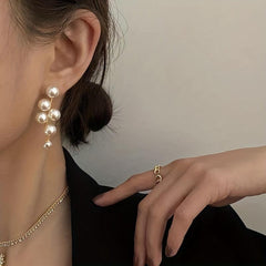 Slim Pearl Stud Earrings for Elegant Style