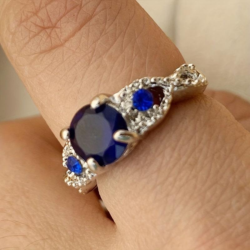 Classic Zircon Ring with Artificial Diamond