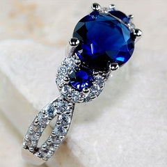 Classic Zircon Ring with Artificial Diamond