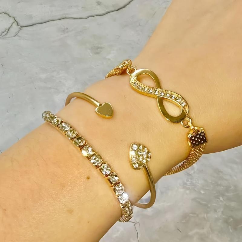 Women's Heart shaped Open Bracelet 8 Character Bracelet With Diamonds 3pcs Set