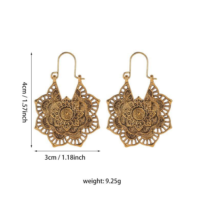 Vintage Style Alloy Cutout Flower Earrings Bohemian Carved Pattern Electroplated