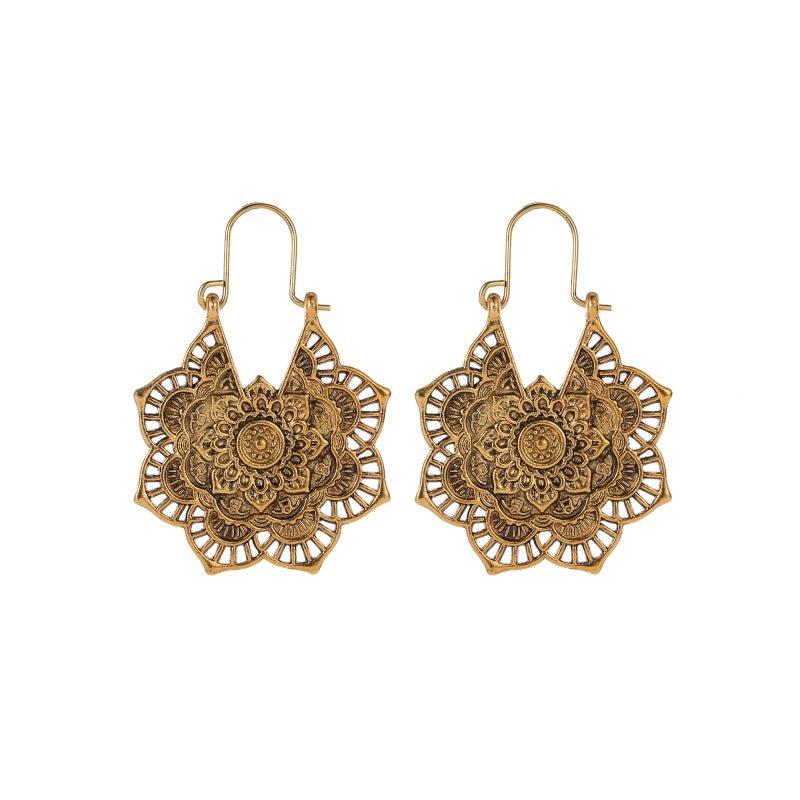 Vintage Style Alloy Cutout Flower Earrings Bohemian Carved Pattern Electroplated