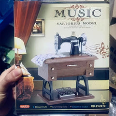 Wind Up Music Box Creative Toy Gift Decompressing Decoration