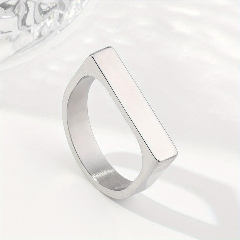 Women's Stainless Steel Closed Horseshoe Ring