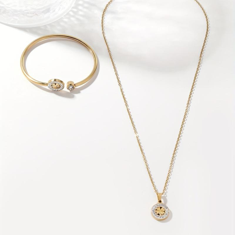 Stainless Steel Clover Pendant Necklace & Bracelet Set
