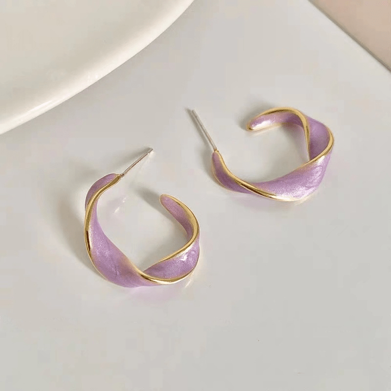 Red Twisted Stud Earrings Dazzling Oval for a Chic Look